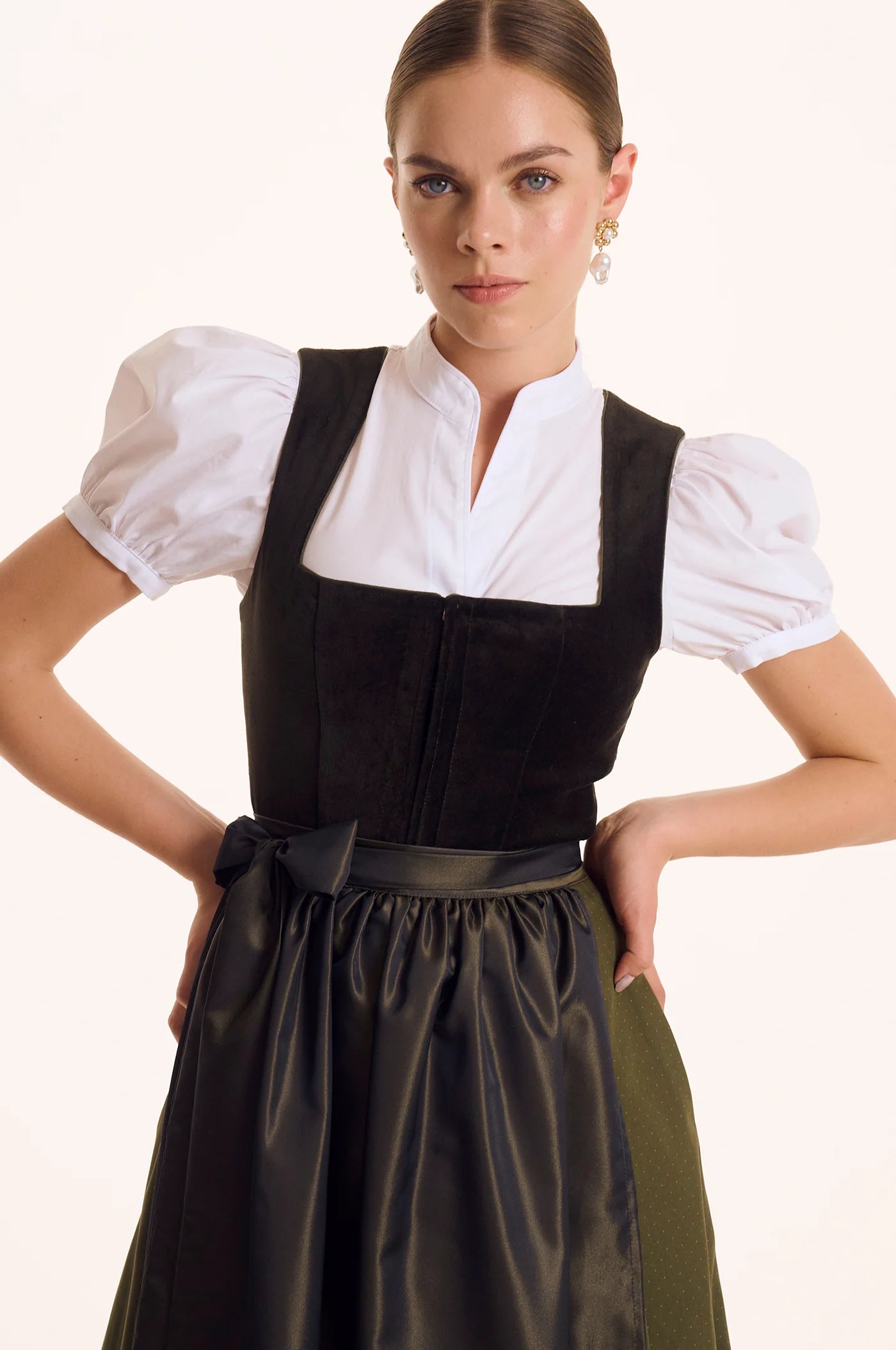 Kinga Mathe Dirndlbluse Gini Weiß