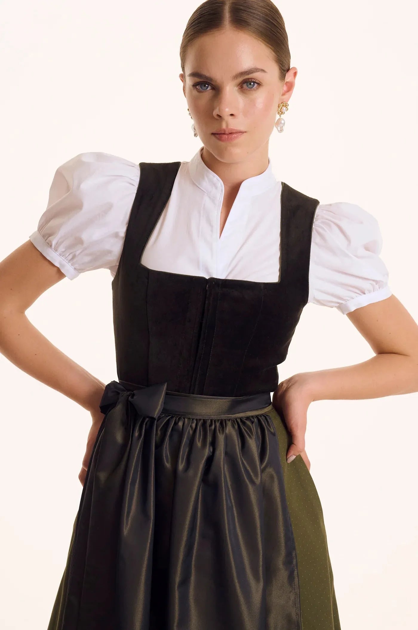 Kinga Mathe Dirndlbluse Gini Weiß