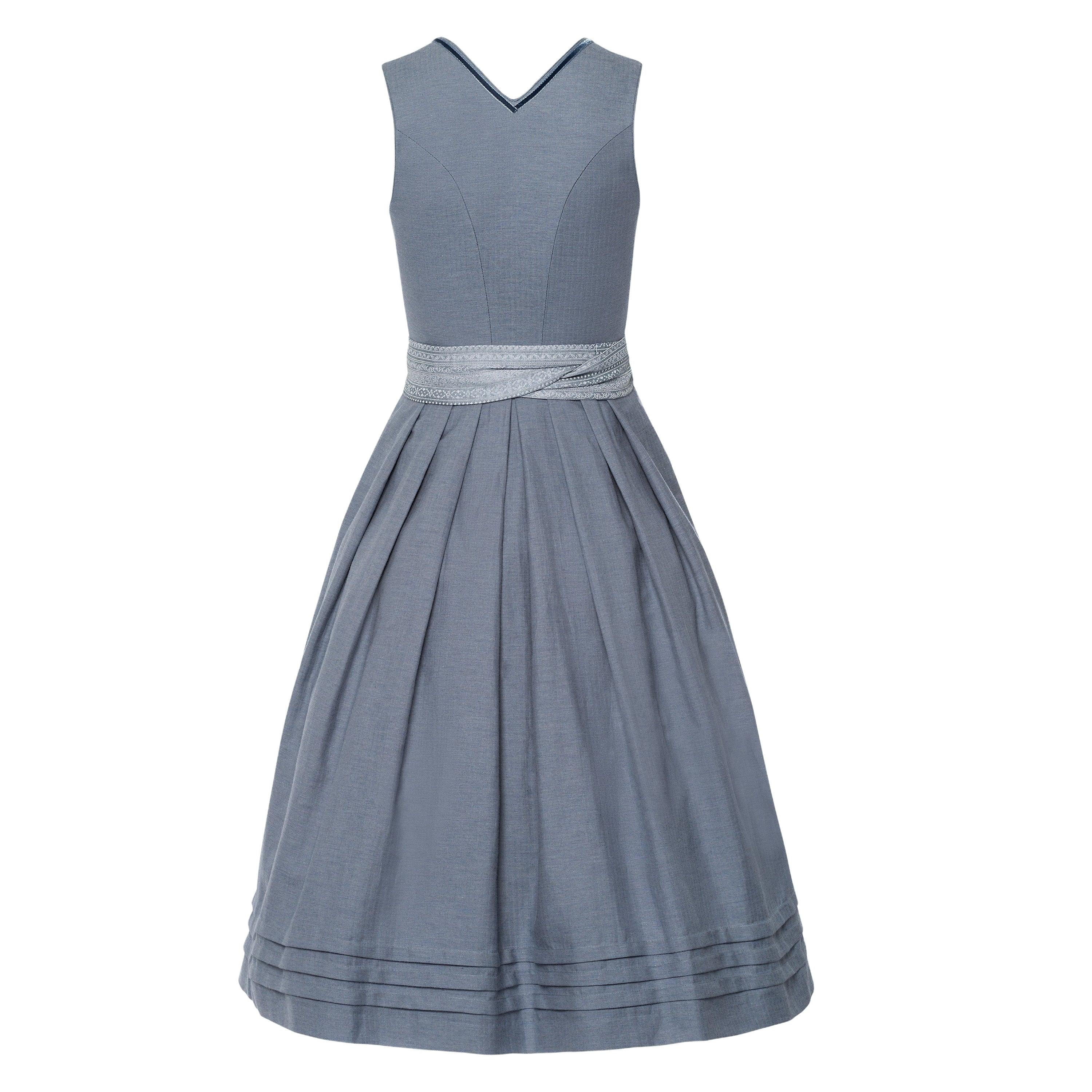 Heimatglück Dirndl Johanna Hellblau
