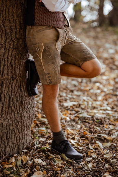 Markgraf Lederhose Volksfest Wildbock